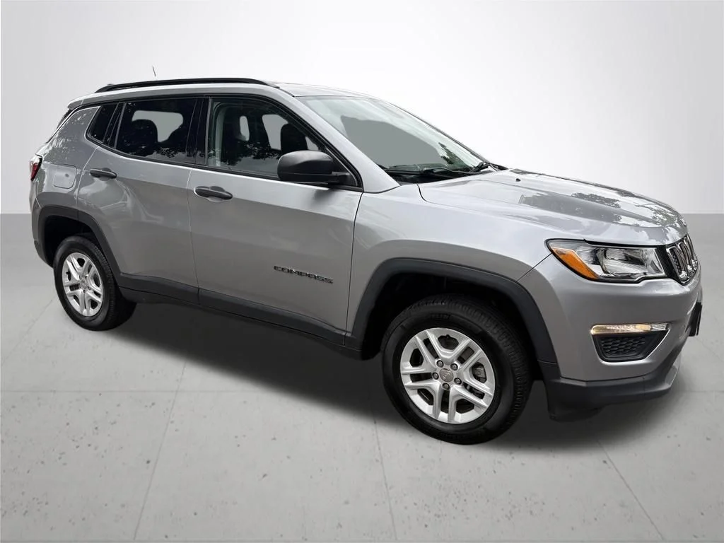 Used 2017 Silver Jeep Sport image 3