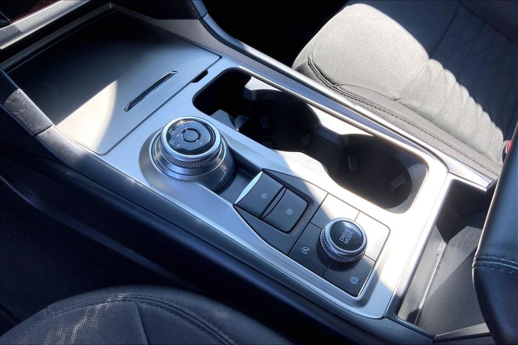 Used 2021 Blue Ford XLT image 18