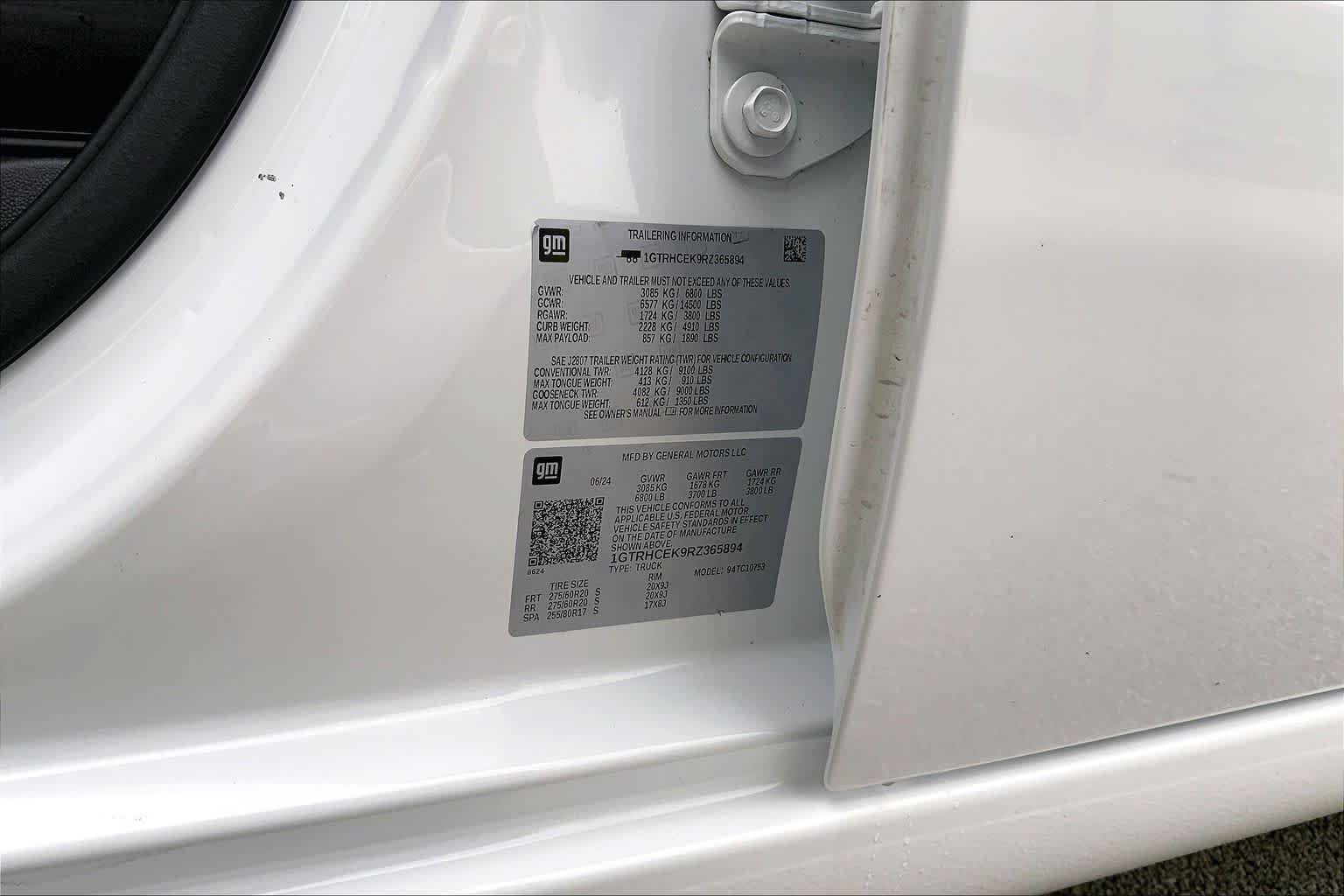Certified Used 2024 Summit White GMC Elevation image 36