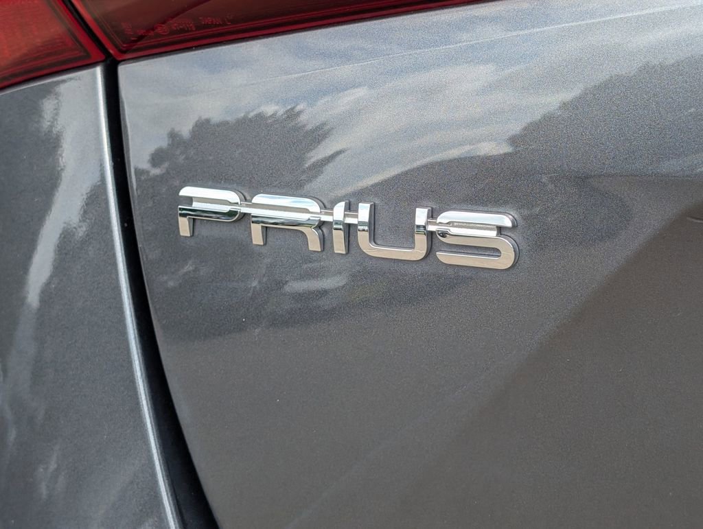 Used 2021 Gray Toyota LE image 31