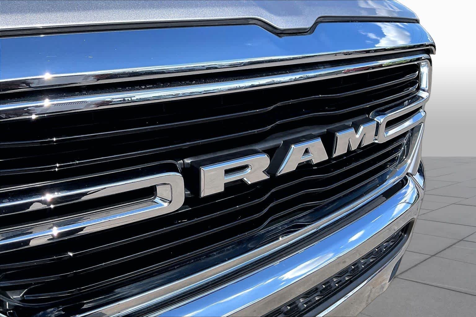 Used 2019 Billet Silver Metallic Clearcoat Ram Big Horn/Lone Star image 30