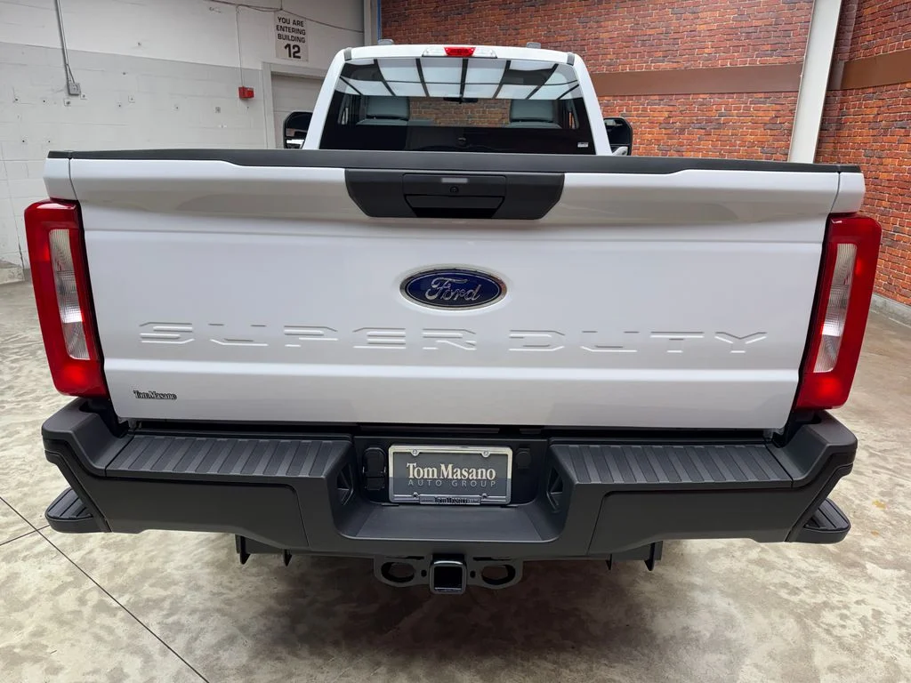 New 2026 Oxford White Ford F-350® XL image 4