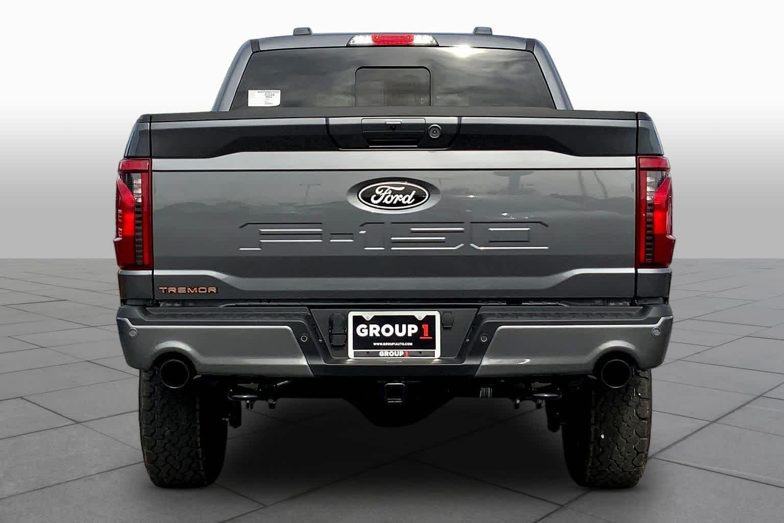 New 2026 M7/CARBONIZED G Ford Tremor image 4