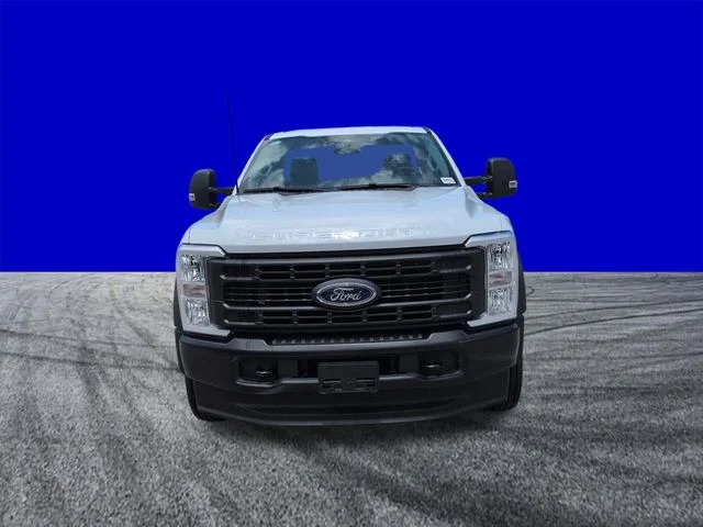 New 2026 Oxford White Ford F-450® XL image 9