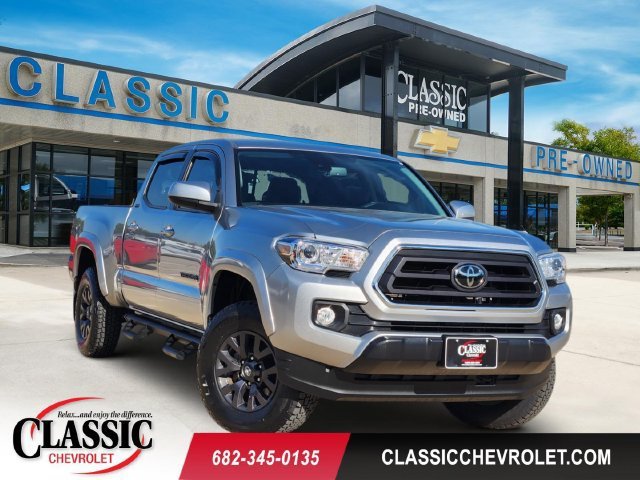 Used 2022 Silver Toyota SR5 image 1