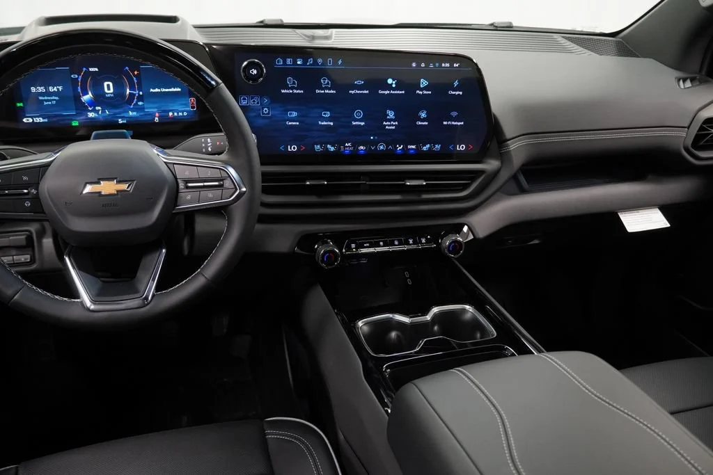 New 2026 Slate Gray Metallic Chevrolet LT - Max Range image 13