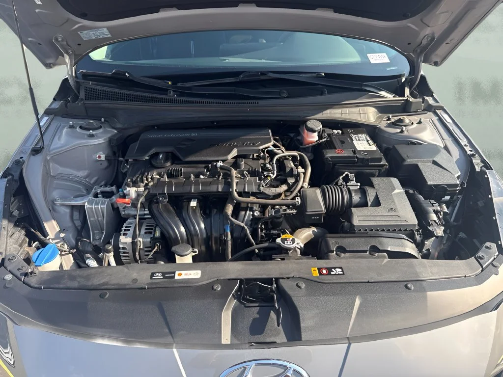 Used 2021 Silver Hyundai SEL image 27