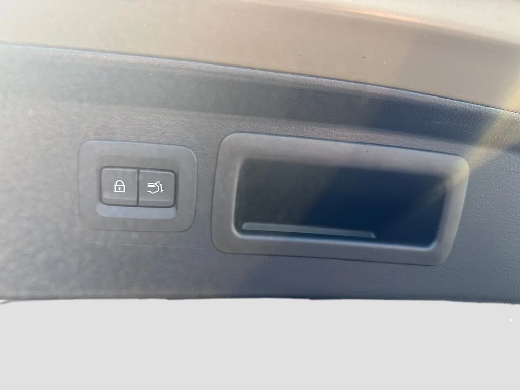 New 2026 Sand Metallic Mazda 2.5 S Meridian Edition image 31