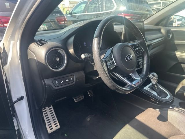 Used 2020 White Kia GT-Line image 11