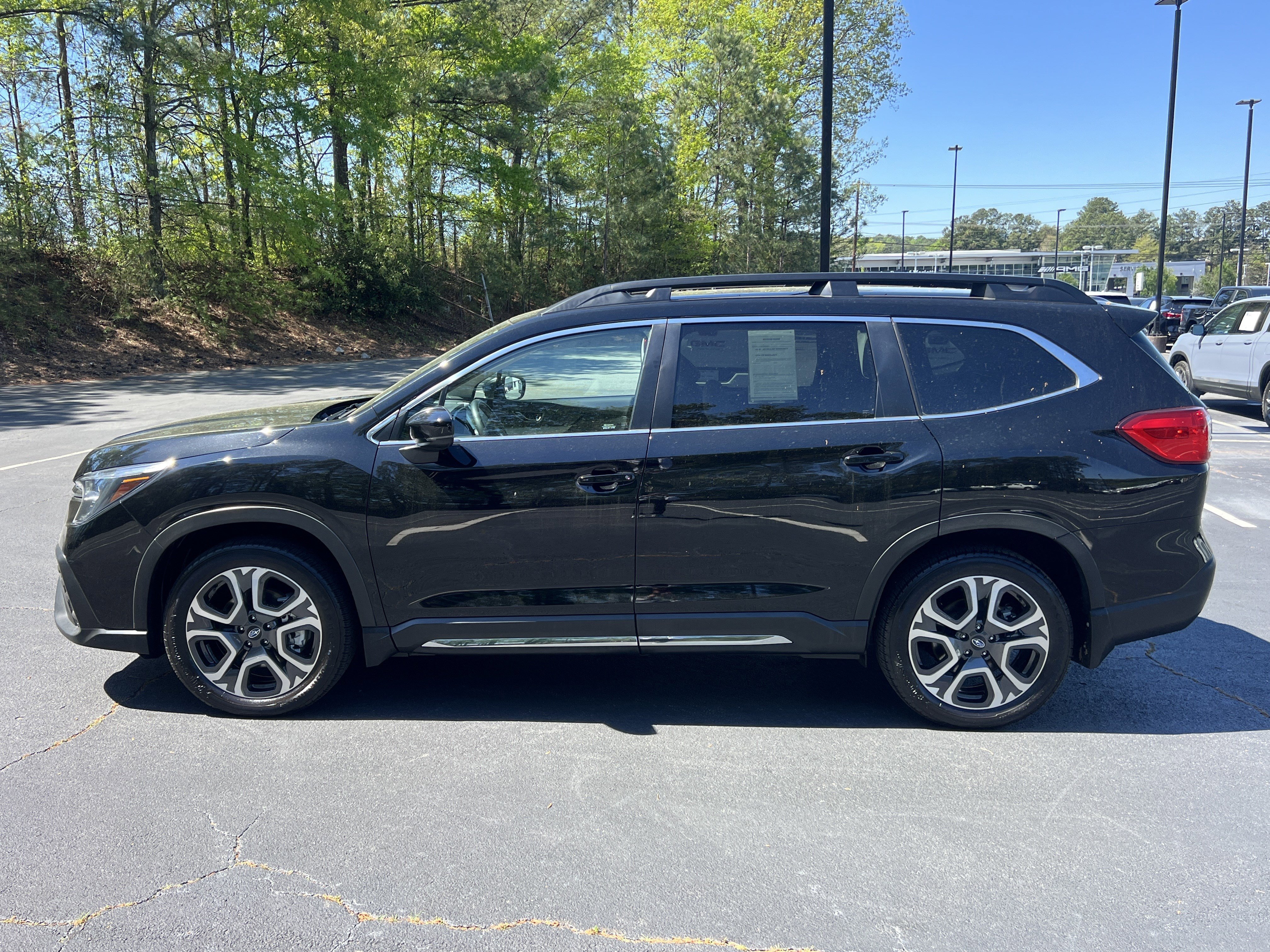 Used 2024 Crystal Black Pearl Subaru Limited image 4