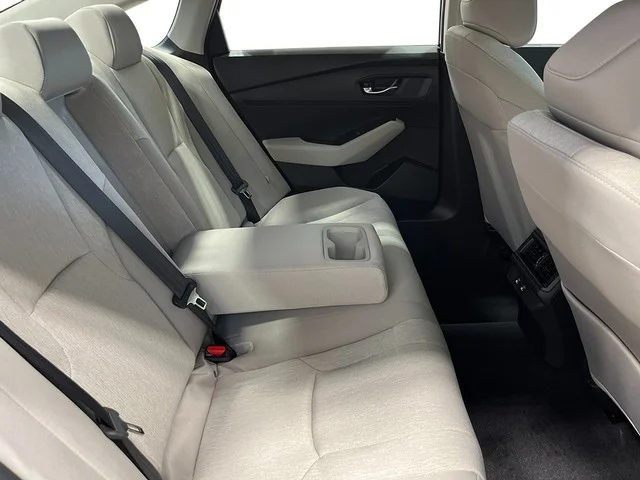 New 2026 Radiant Red Metallic Honda SE image 28