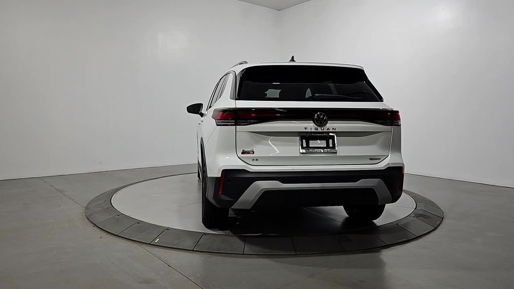 New 2026 White Volkswagen 2.0T SE image 4