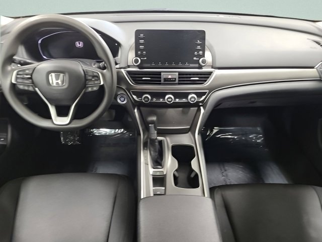 1HGCV1F14KA084570