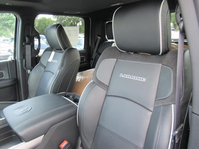 New 2026 Bright White Clear-Coat Exterior Paint RAM Laramie image 18