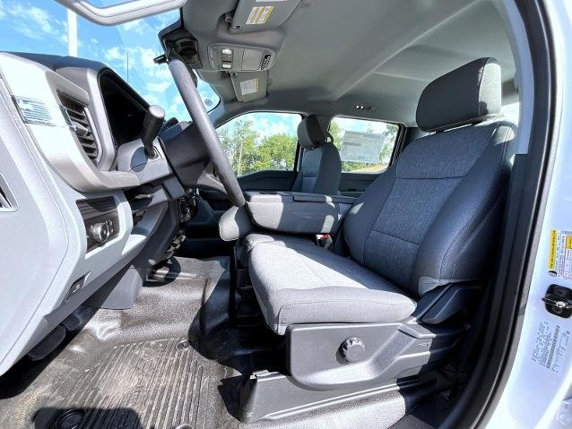 New 2026 Oxford White Ford XL image 37