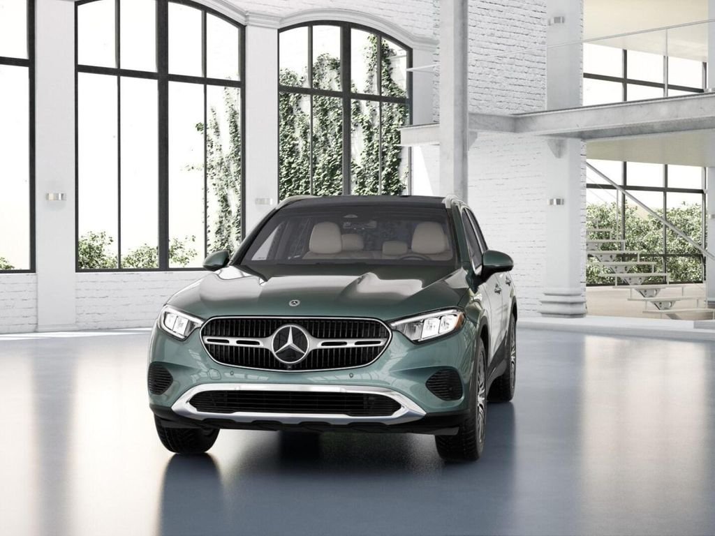 Used 2026 Silver Mercedes-Benz GLC 300 4MATIC® image 42