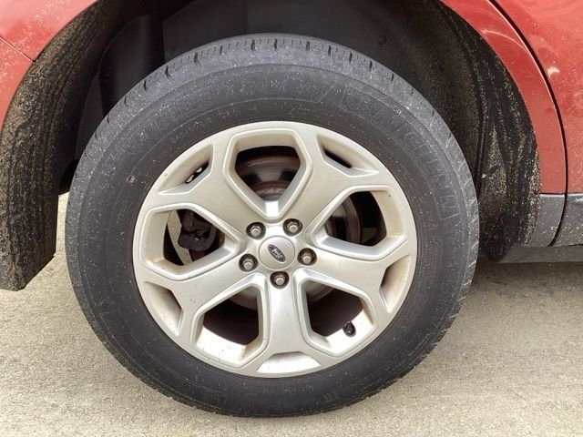 Used 2014  Ford SEL image 6