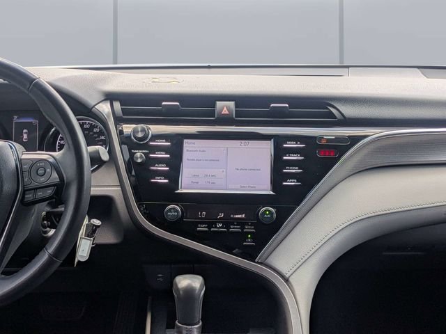Used 2018 Gray Toyota SE image 17
