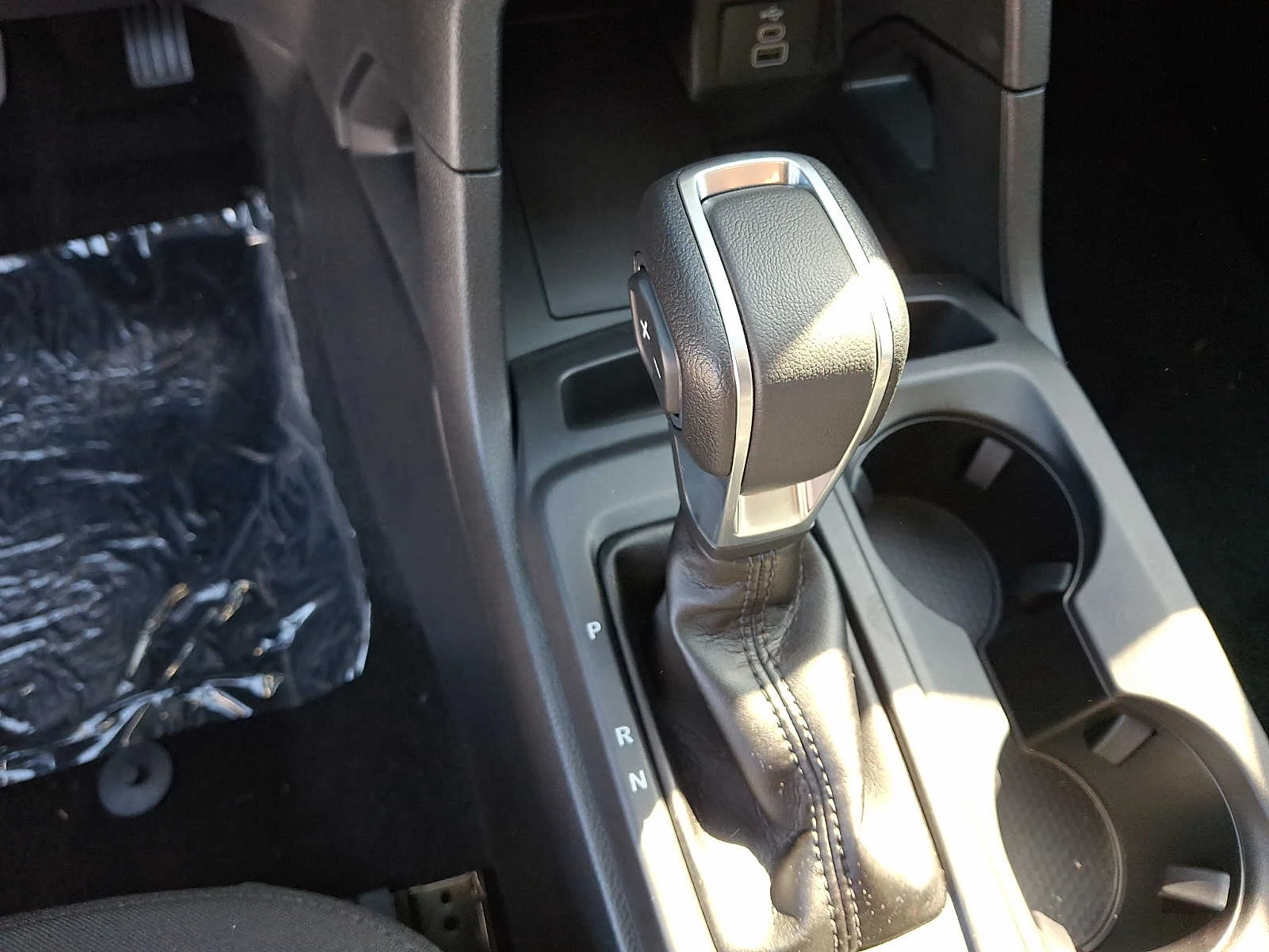 New 2026 Shadow Black Ford XLT image 11