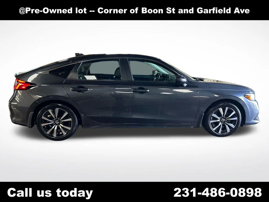 2024 Honda Civic Hatchback EX-L - Photo 6
