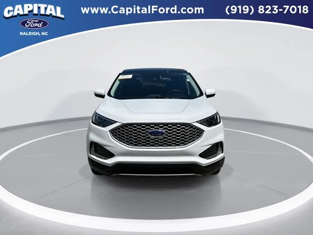 Used 2024 White Ford SEL image 3