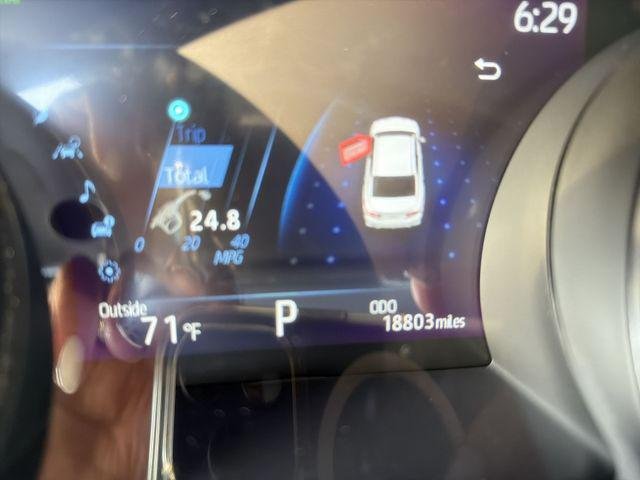 Certified Used 2023 MID BLK/WIND CHILL Toyota  image 13