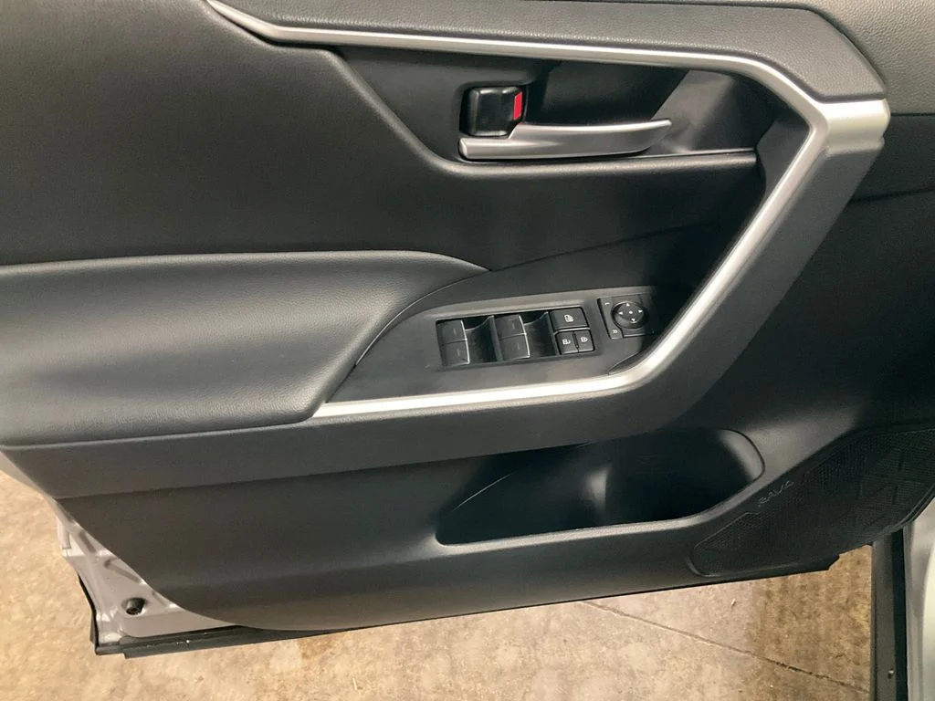 Certified Used 2025 Silver Toyota XLE image 13