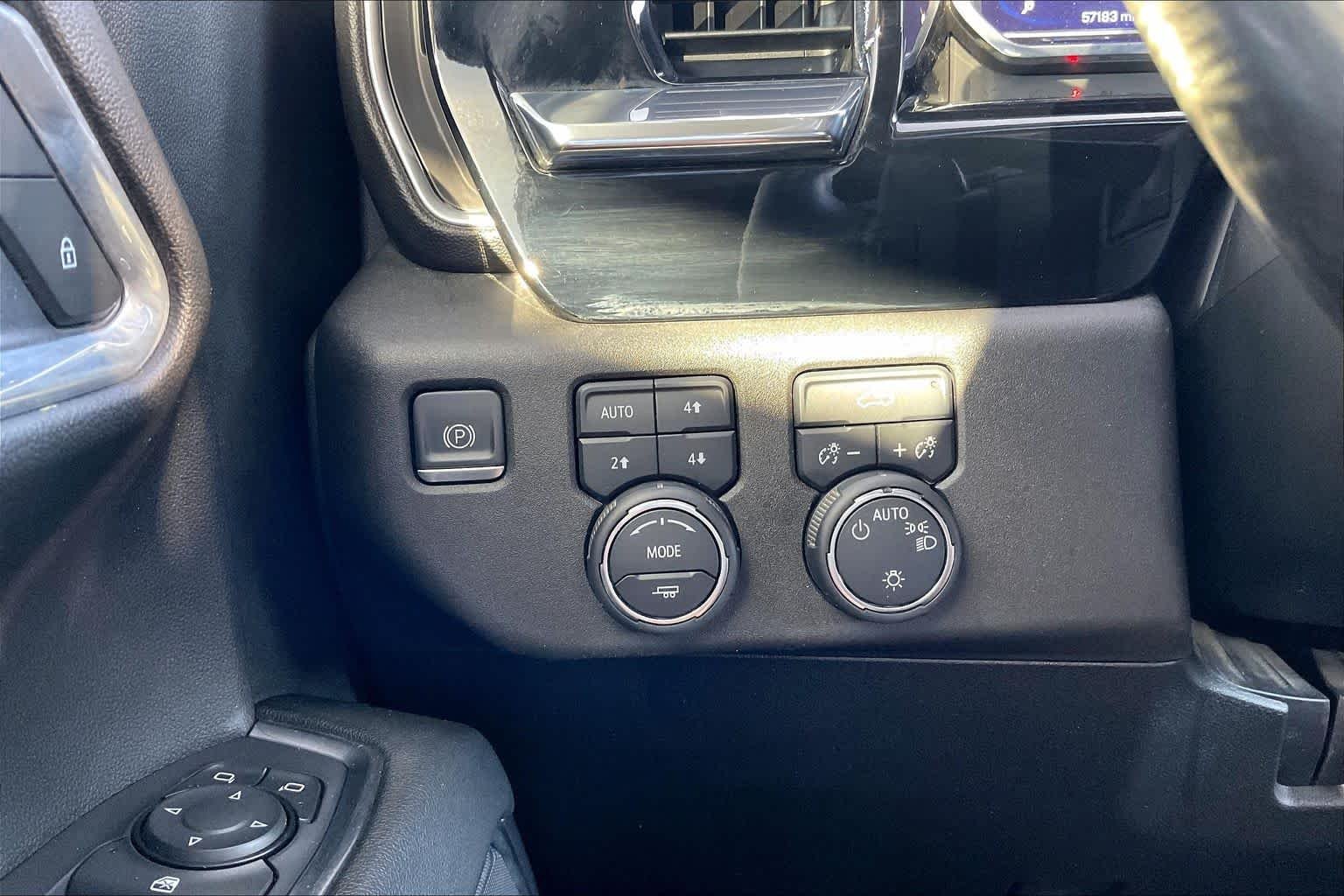 Used 2023 BLACK Chevrolet LT image 33