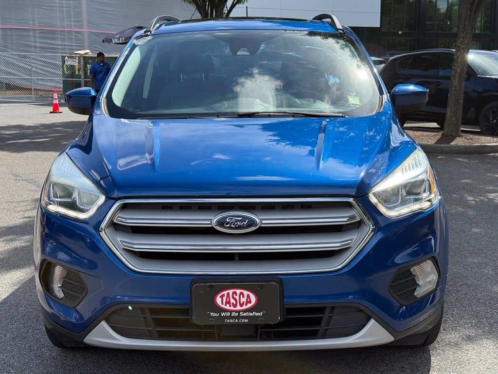 Used 2018 Blue Ford SEL image 3