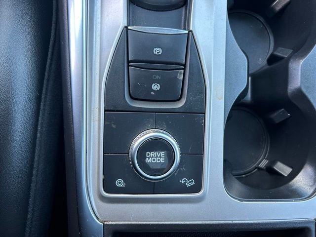 Used 2023 Red Ford XLT image 25