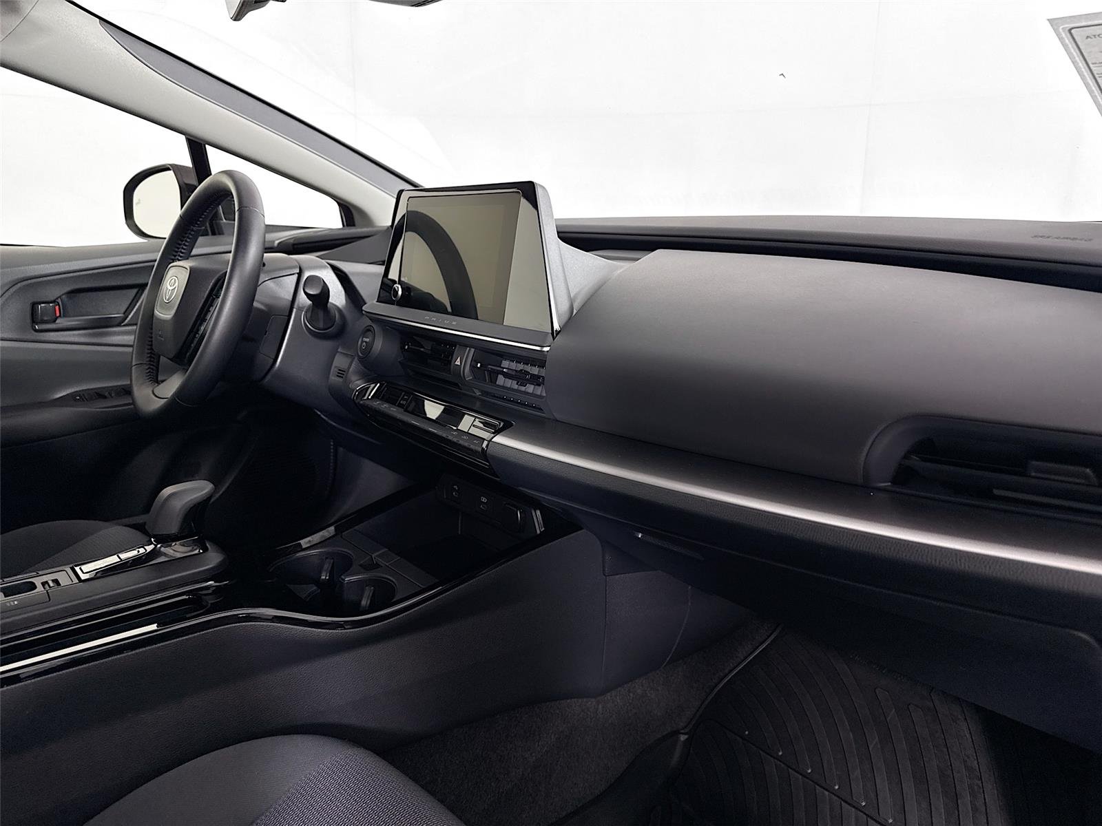 Used 2023 Guardian Gray Toyota XLE image 38