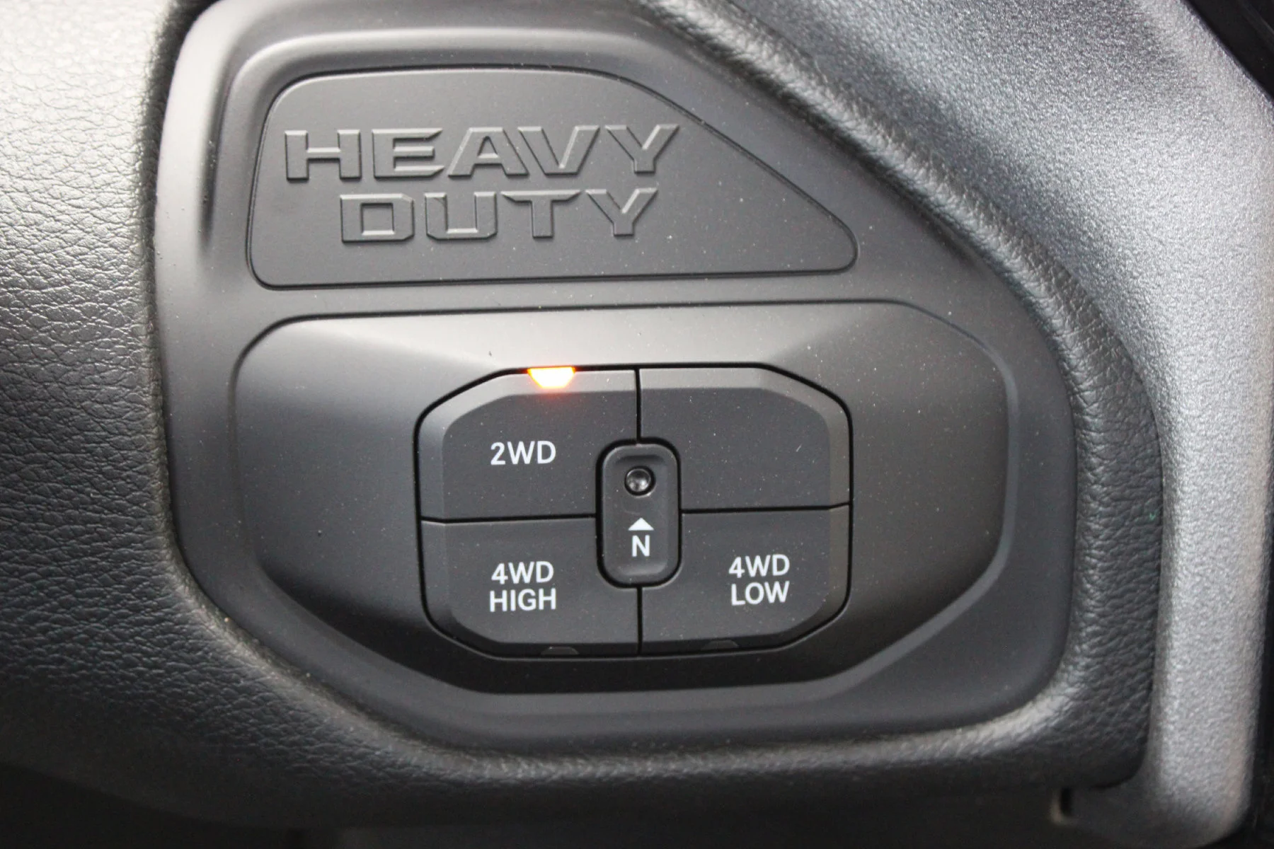 New 2026 Ceramic Gray Clear-Coat Exterior Paint RAM Black Express Crew Cab 4x4 image 10