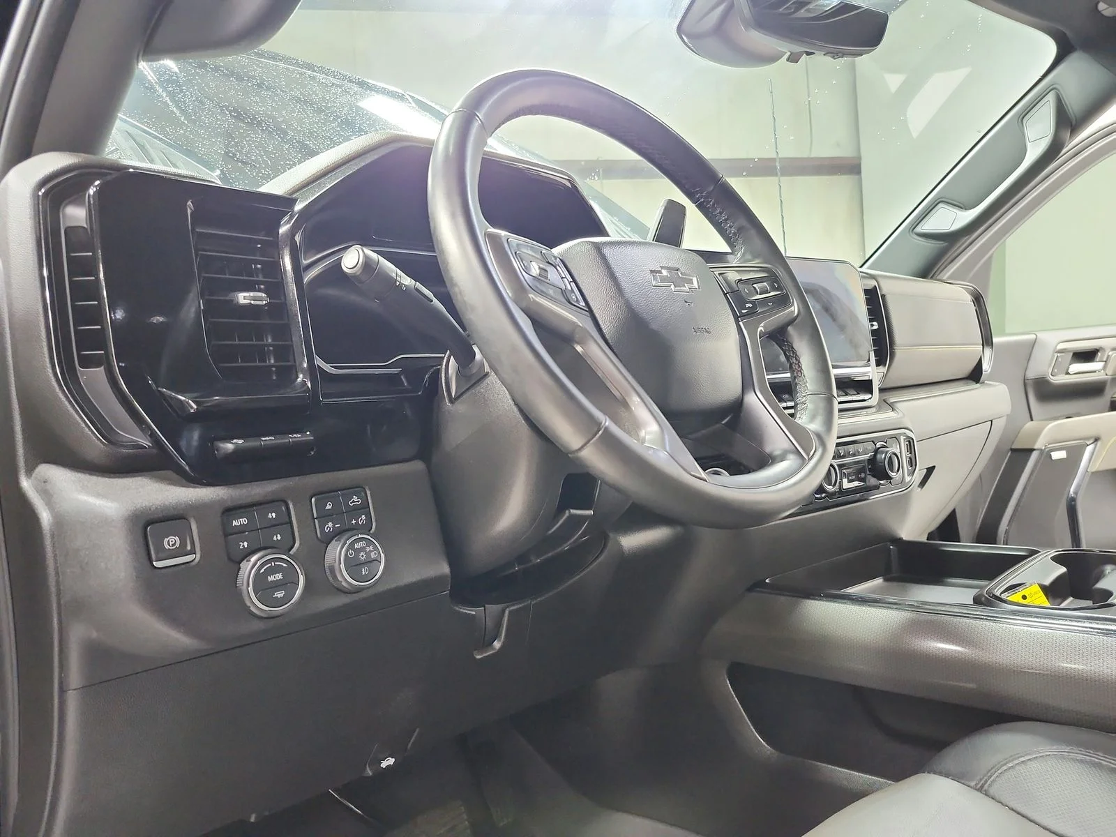 Used 2024 Black Chevrolet ZR2 image 18