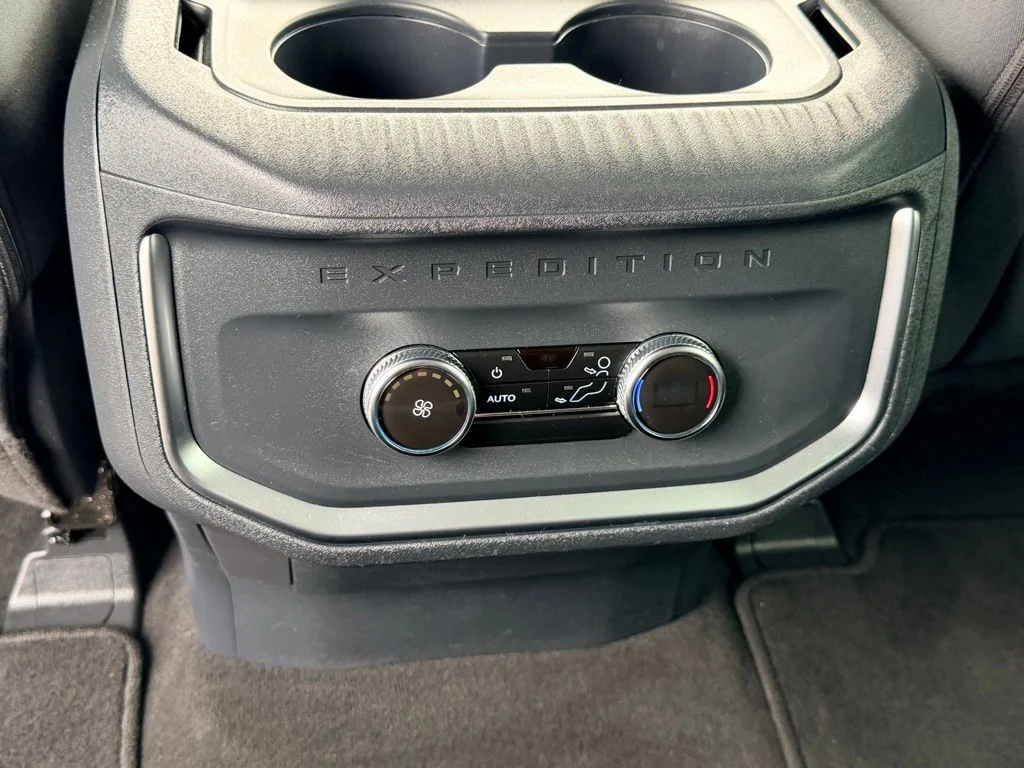 Used 2025 White Ford Active image 18