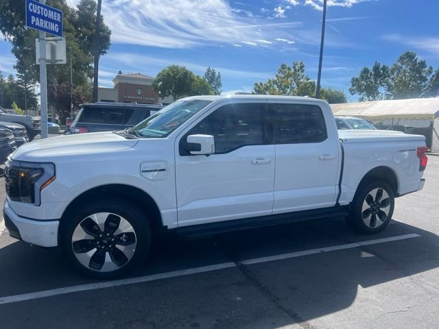 Used 2023 White Ford Platinum image 9