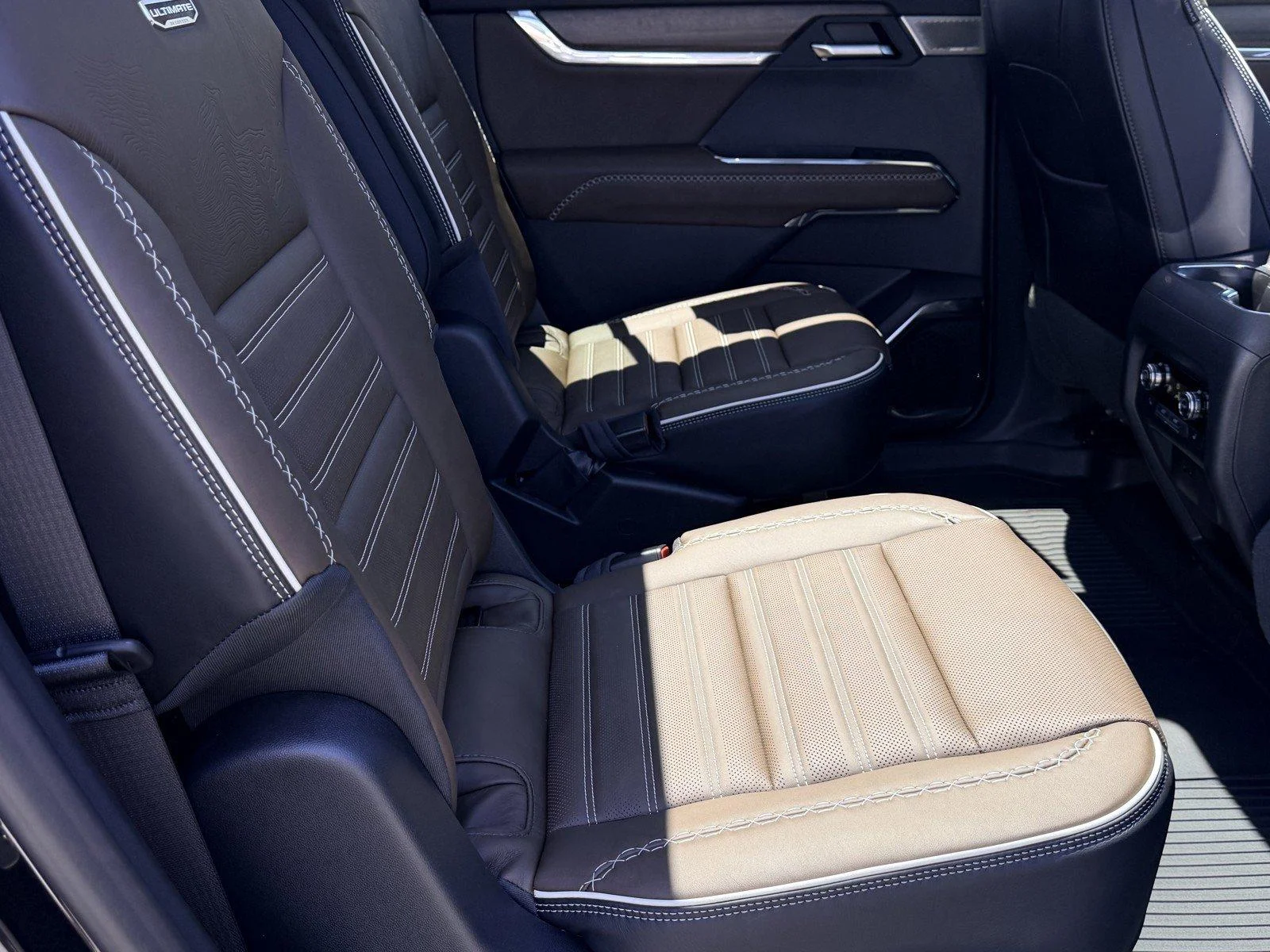 New 2026 Ebony Twilight Metallic GMC Denali Ultimate image 10