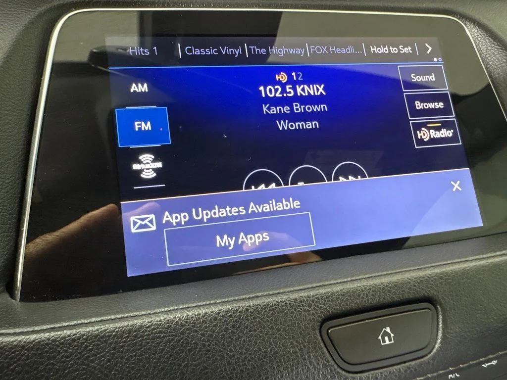 Used 2019 Red Cadillac Premium Luxury image 28