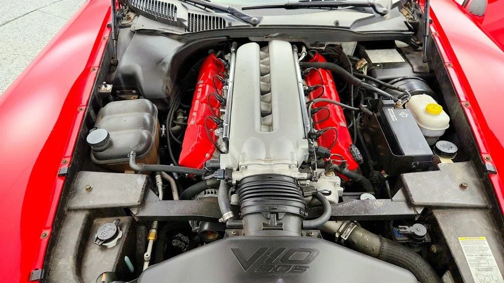 Used 2004 Viper Red Dodge 2dr Convertible SRT10 with Bluetooth Connectivity image 33