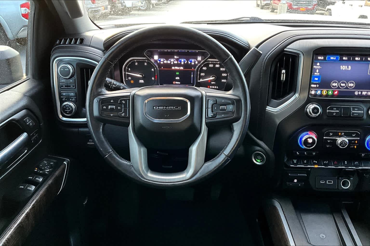 Used 2022 Quicksilver Metallic GMC Denali image 5