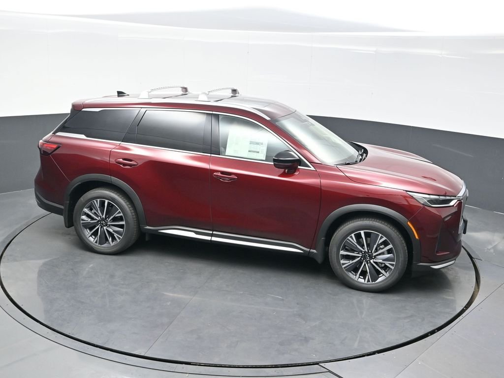 New 2026 Red INFINITI LUXE image 26