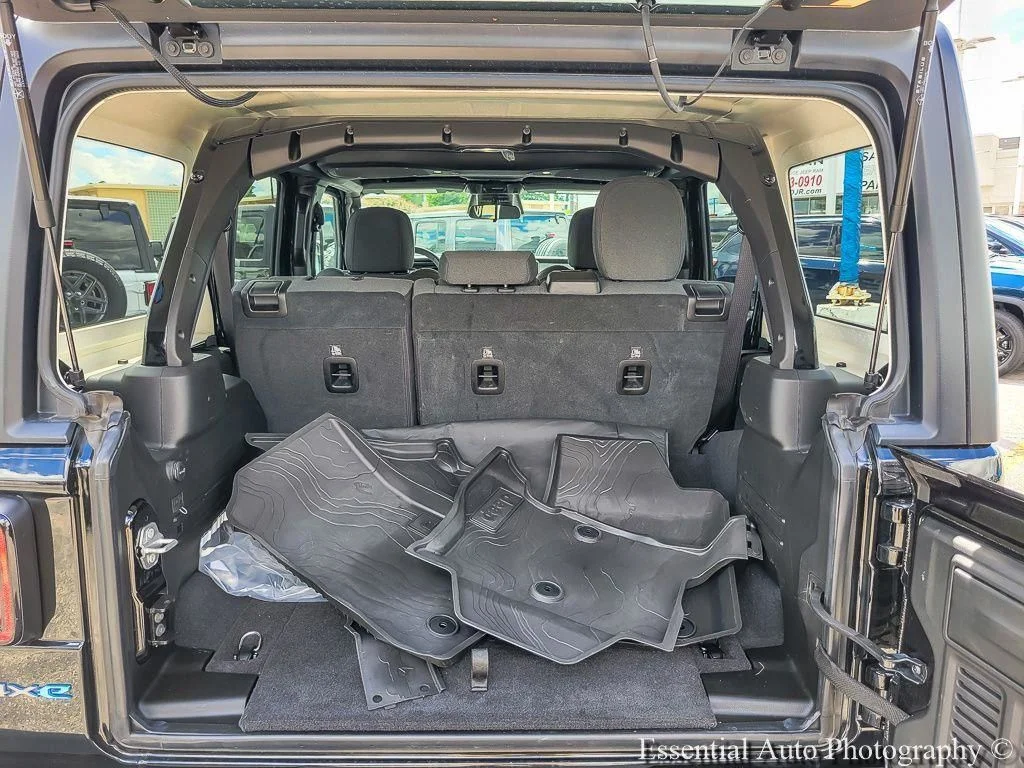 Certified Used 2025 Black Jeep Willys 4xe image 22