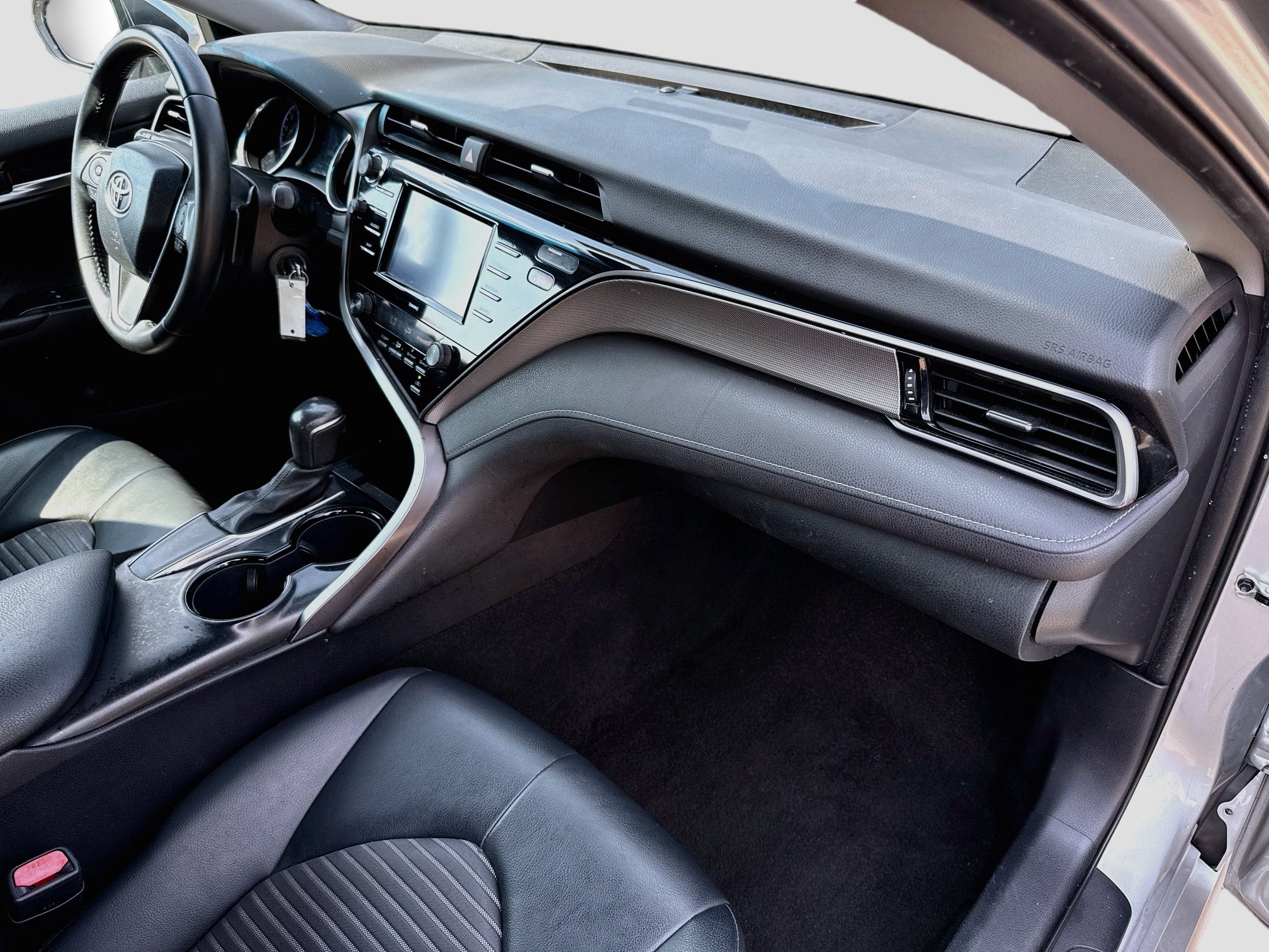 Used 2020 Celestial Silver Metallic Toyota SE image 26