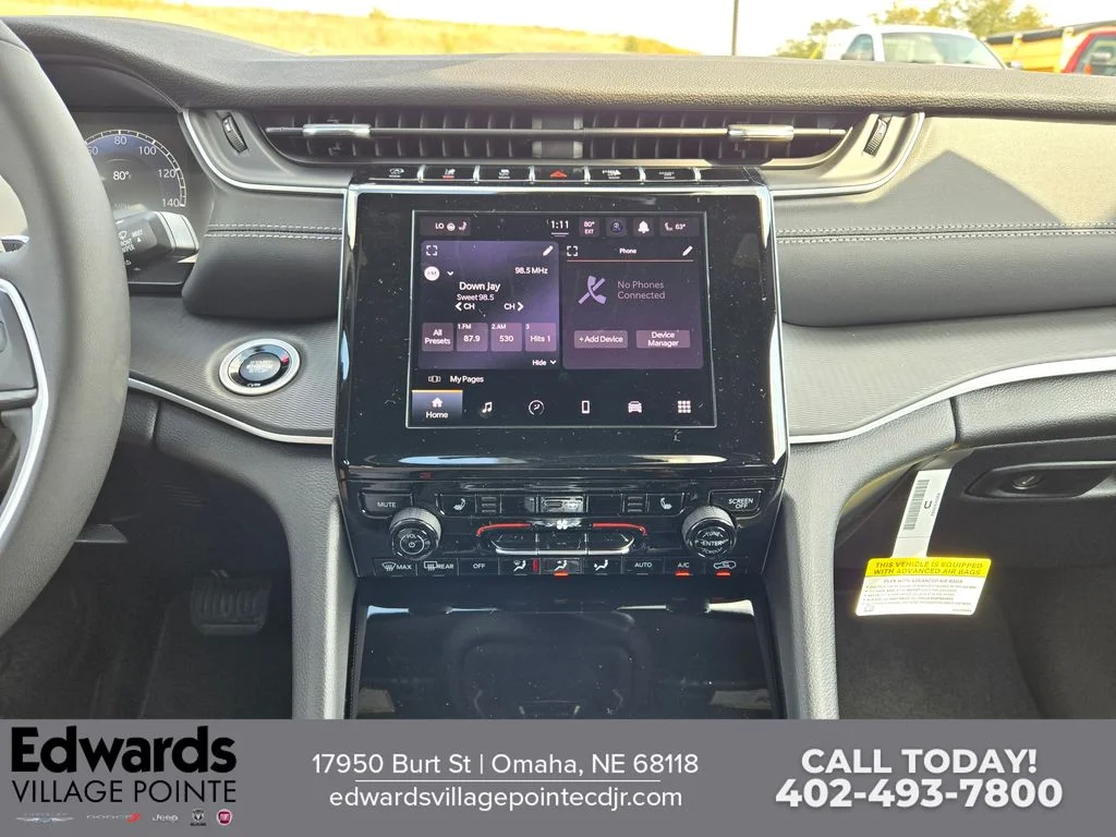 2025 Jeep Grand Cherokee Altitude - Photo 18