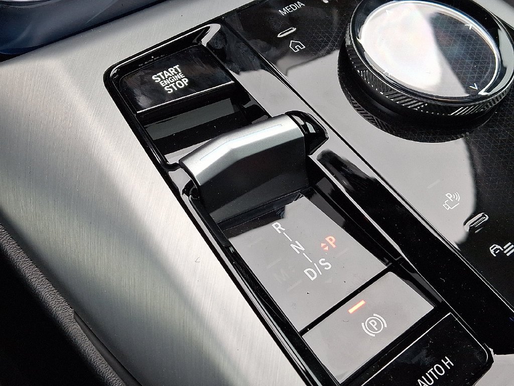 Used 2026 Black Sapphire Metallic BMW 30 xDrive image 7