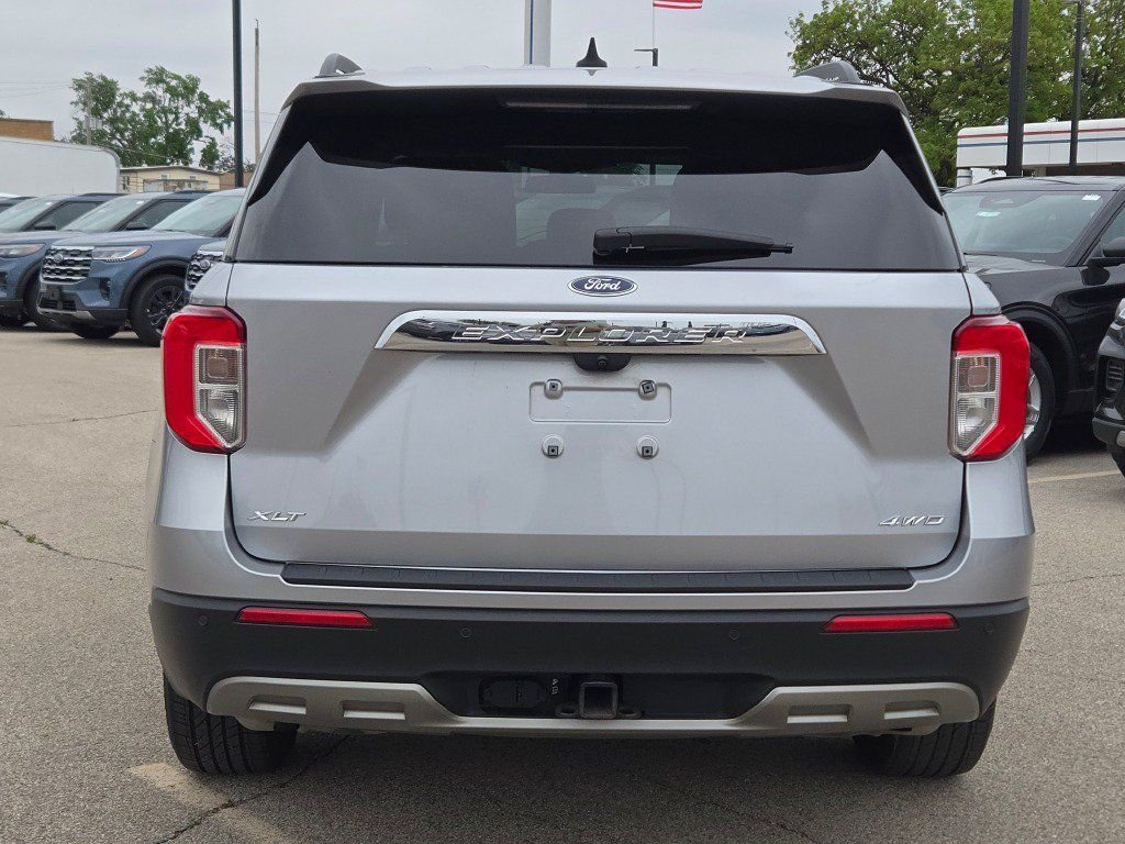 Used 2021 Silver Ford XLT image 13