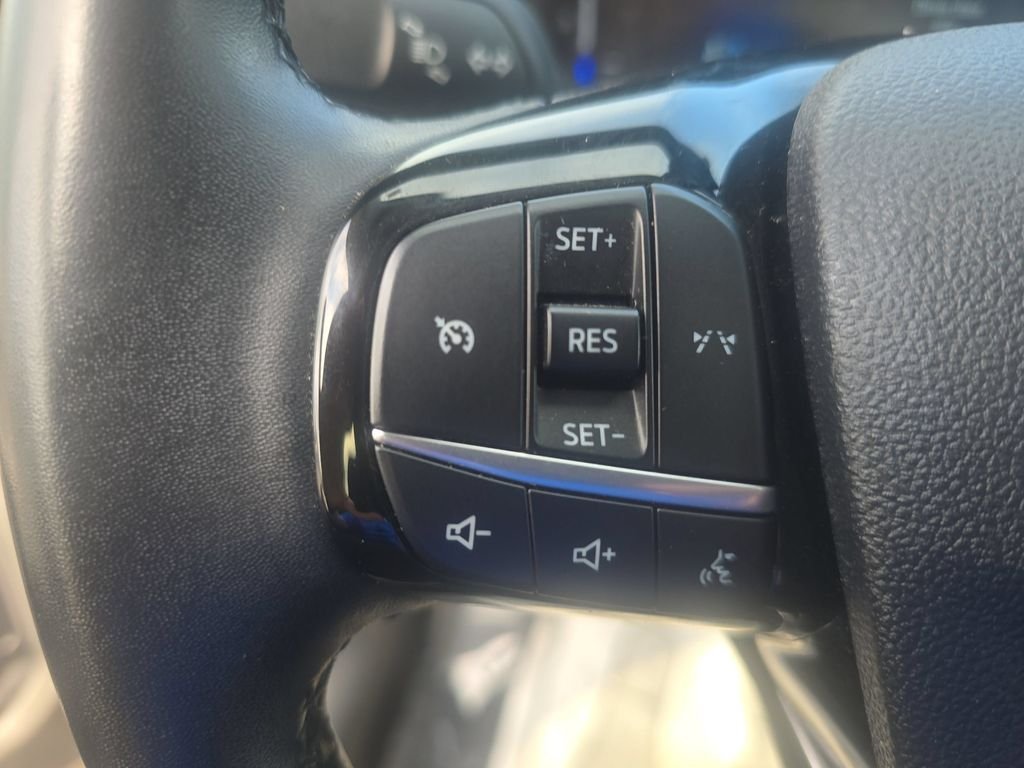 Used 2023 Black Metallic Ford Active image 29