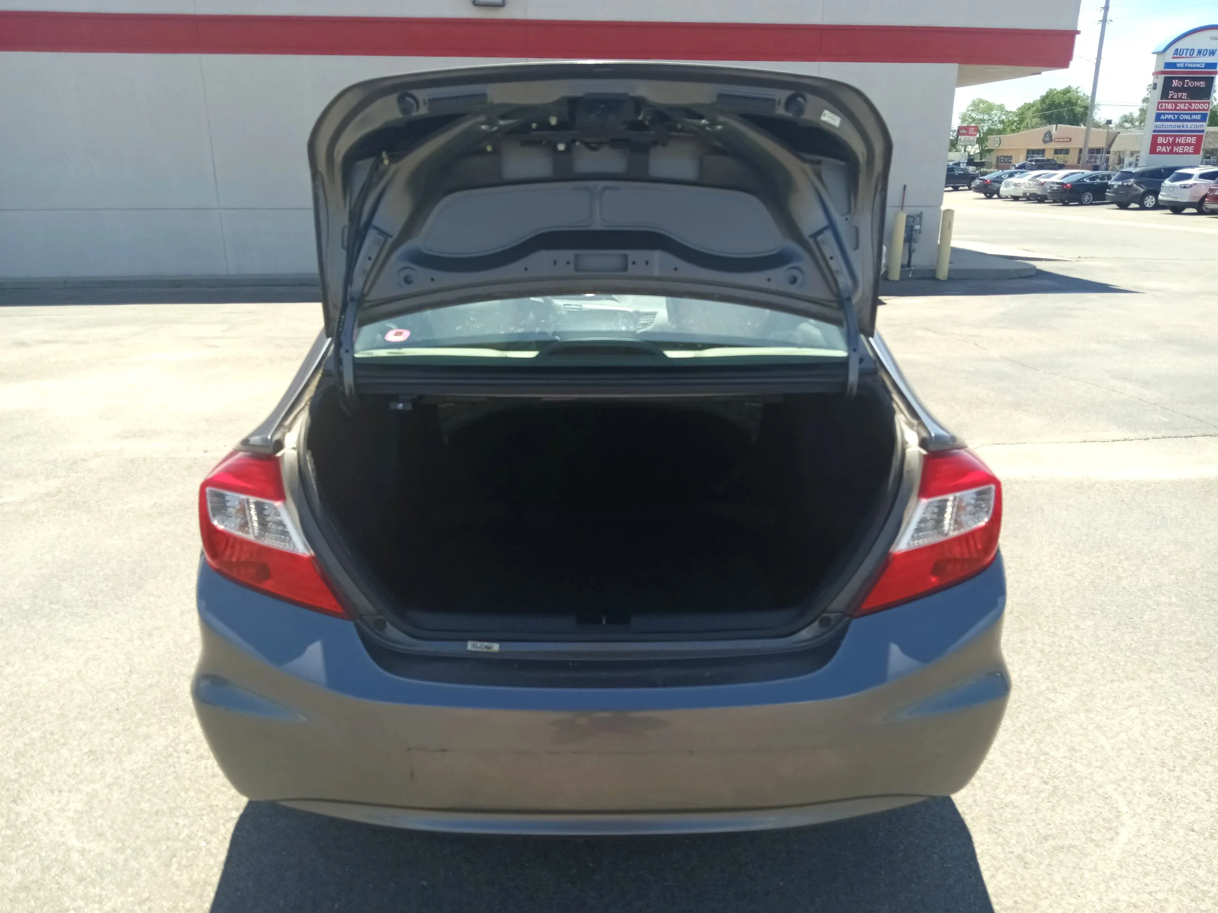 2012 Honda Civic LX - Photo 11