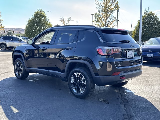Used 2018 Black Jeep Trailhawk image 5