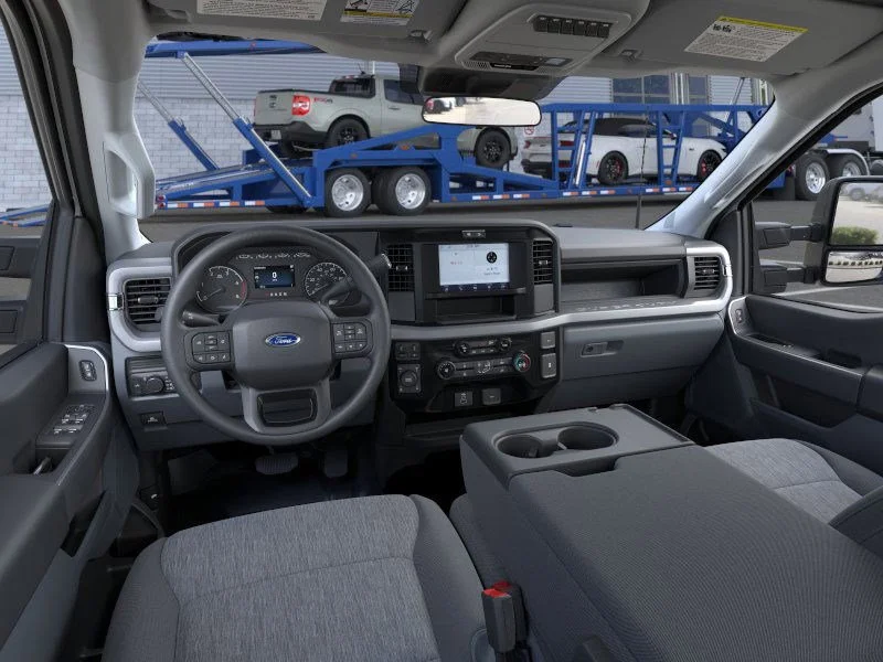 New 2026 Oxford White Ford XL image 9