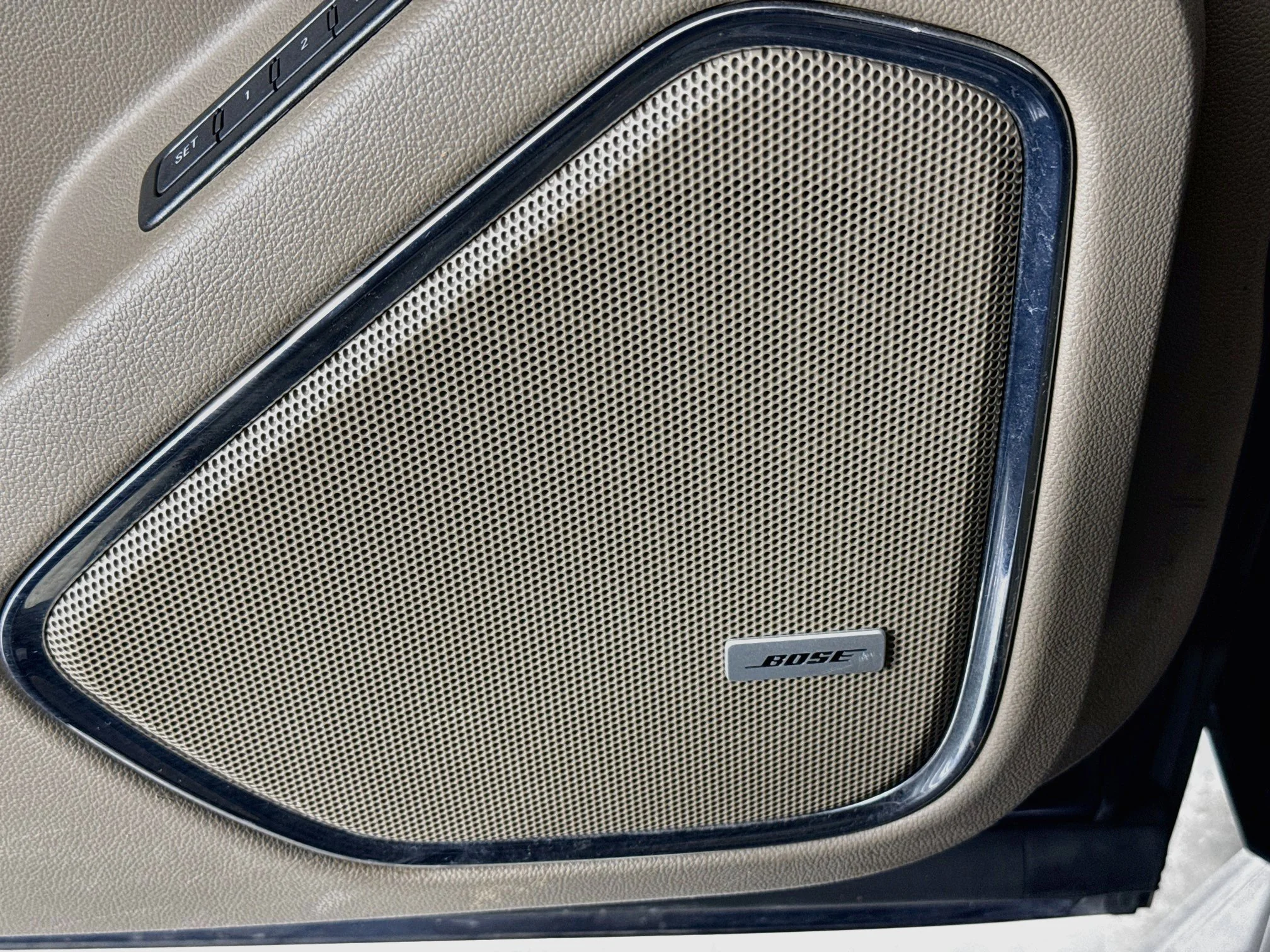 Used 2017 Blue Velvet Metallic Chevrolet LT image 19